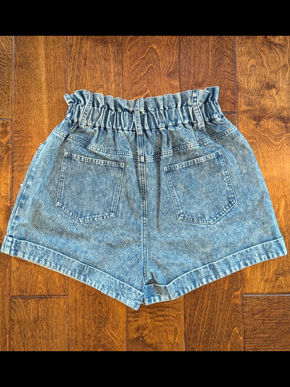 NWT: Fantastic Fawn Pearled Denim Paper Bag Waist Shorts - Size Large - Picture 5 of 7